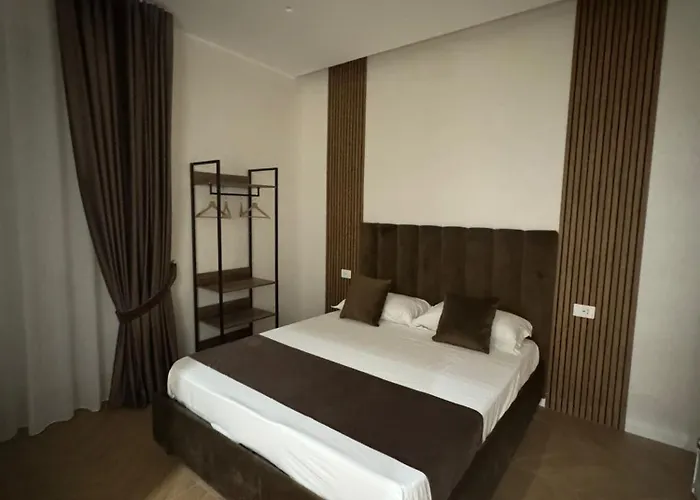 Royal Hammer 4* Napoli