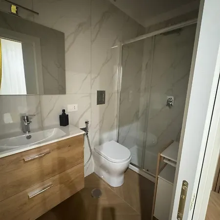 Konukevi Royal Hammer Napoli