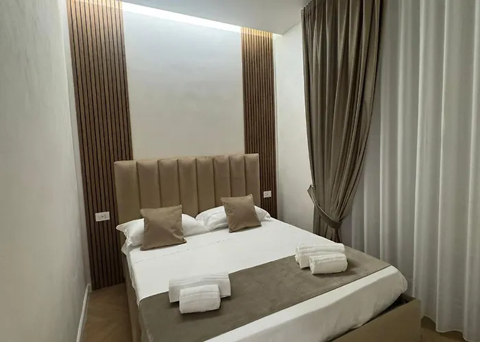 Гостевой дом Royal Hammer Неаполь